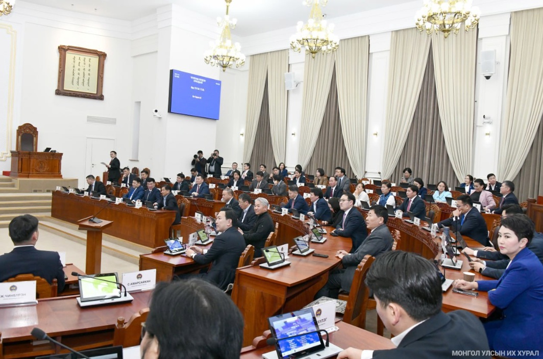 몽골 국회의장에 냠-오소르 오츠랄 선출