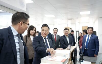 친부렌 보건부 장관, 보건과학대학교 몽골-일본 병원 방문